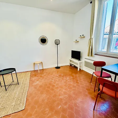 Apartment Au Calme A 2 Pas De *